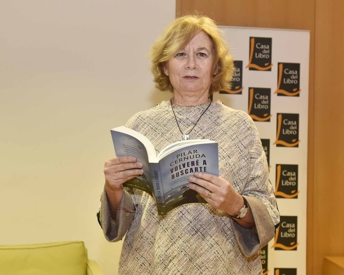 Pilar Cernuda, en la presentación de su novela, ayer en Vigo.