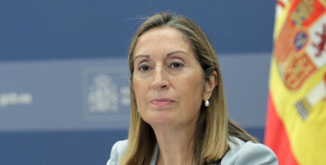 Ana Pastor Julián, Ministro dei trasporti e delle opere pubbliche spagnolo (www.laregioninternacional.com)