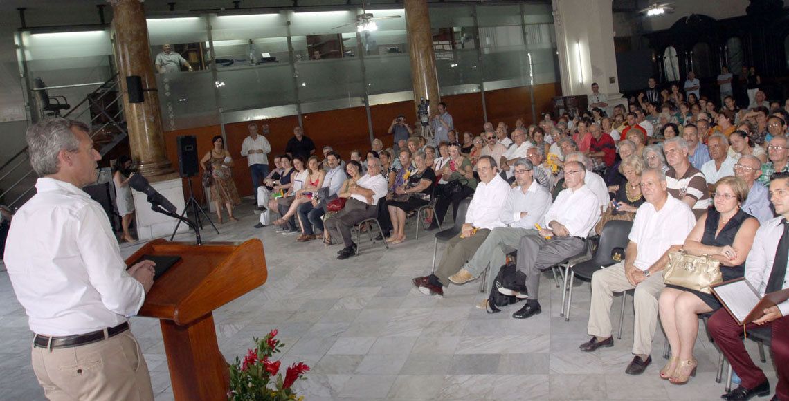 Alfonso Rueda durante la presentación del Festival La Huella de España, en Cuba.