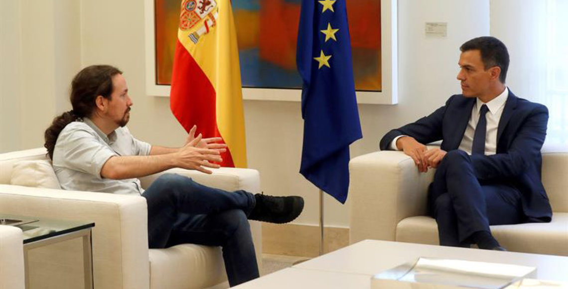 Acuerdo de Sánchez e Iglesias para eliminar el voto rogado para las próximas elecciones.
