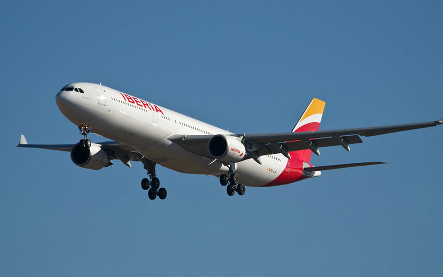 Iberia avión web