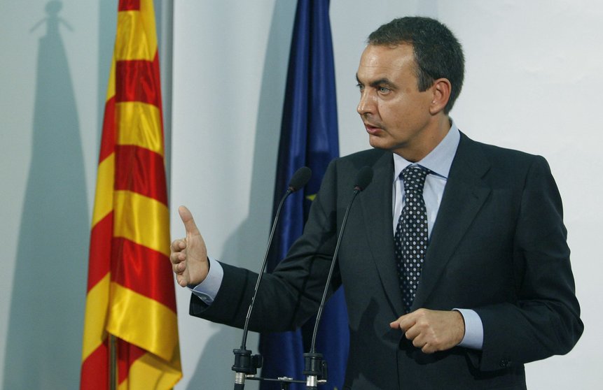 Zapatero expuso las novedades sobre el aeropuerto en Barcelona.