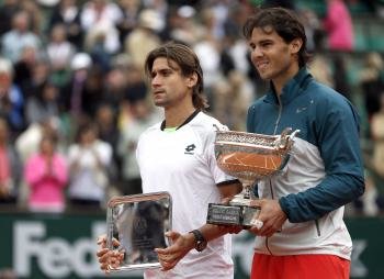 Ferrer y Nadal, con el trofeo de subcampeón y campeón (Foto: Ian Langsdon)