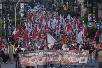 La manifestación del sindicato nacionalista recorrió ayer el centro de Vigo.