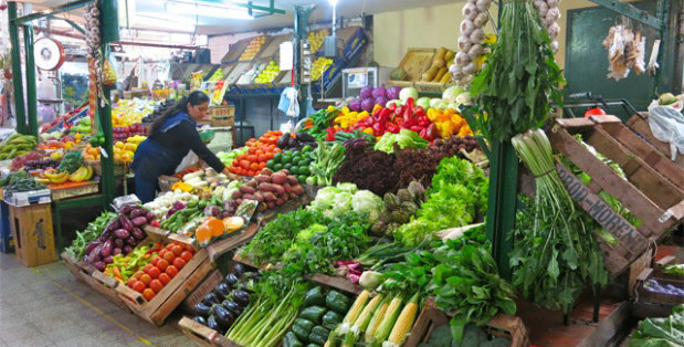 Frutas-y-verduras-sin-intermediarios-en-el-barrio-de-Villa-Devoto