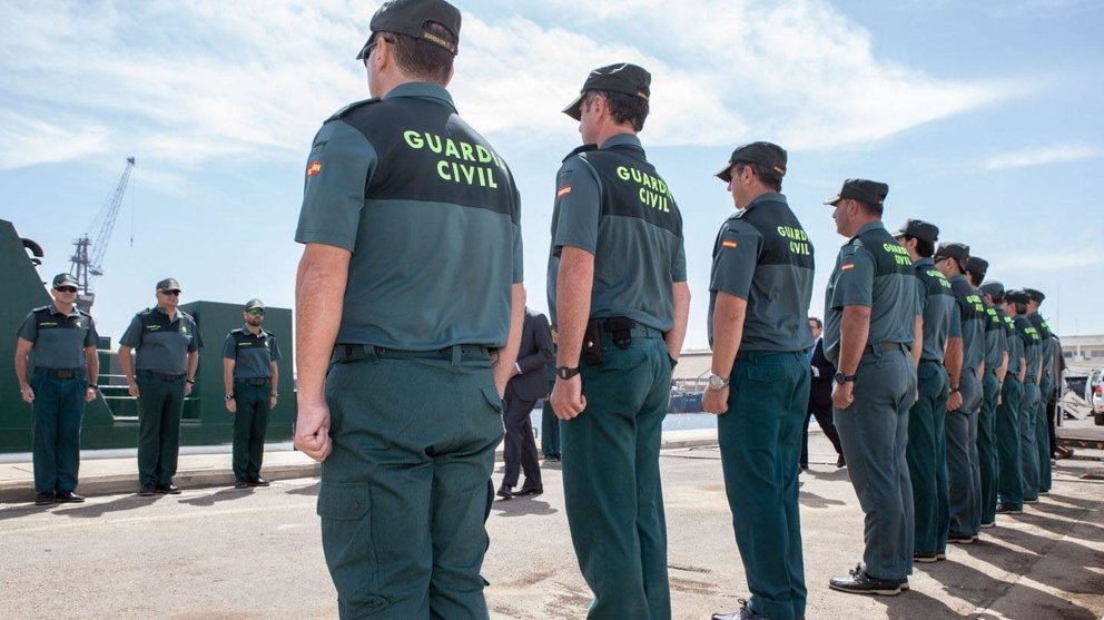 La-Guardia-Civil-moviliza-a-agentes-de-vacaciones-para-reforzar-su-presencia-en-Cataluña-1440x808
