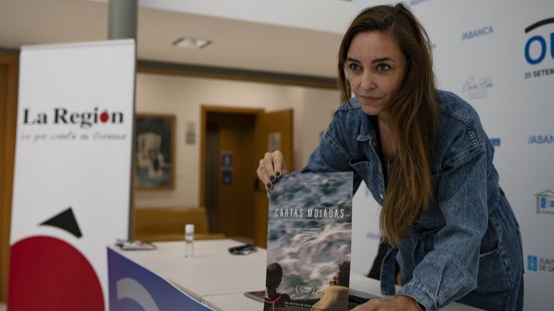  Paula Palacios, directora de "Cartas Mojadas", presentó el documental ayer en el Marcos Valcárcel (XESÚS FARIÑAS). 