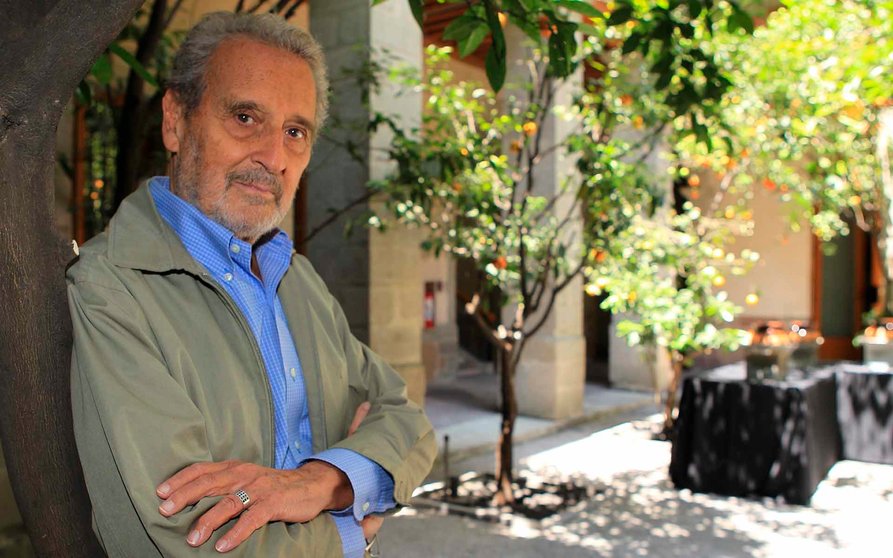 El pintor y escultor Vicente Rojo posa durante una entrevista con Efe este jueves, 26 de marzo de 2015, en Ciudad de México (México). EFE/Mario Guzmán/Archivo
