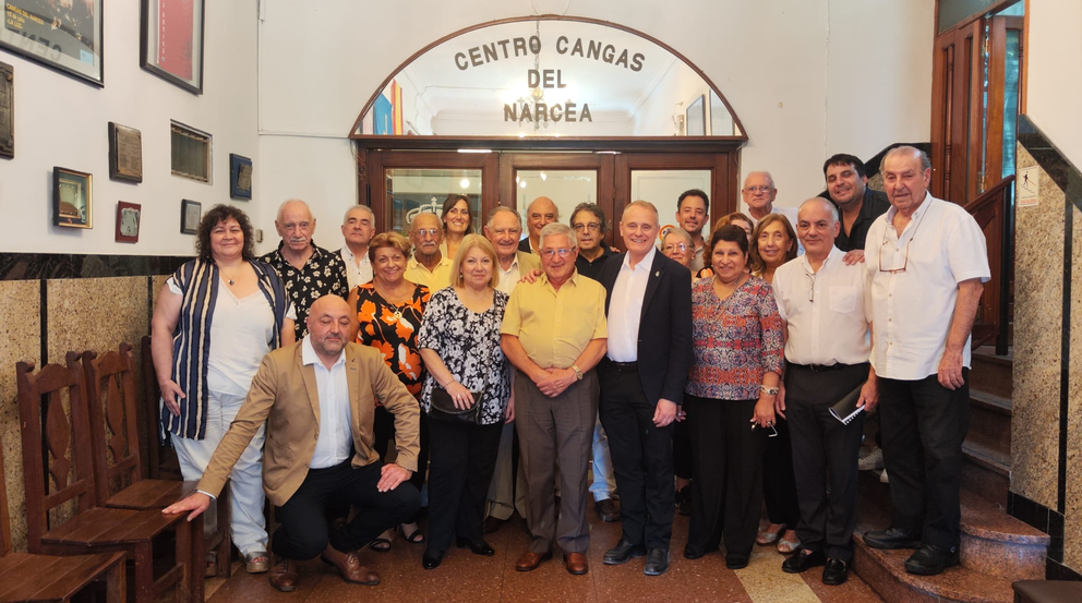 Diego Canga Visita al Centro Cangas del Narcea de Buenos Aires web