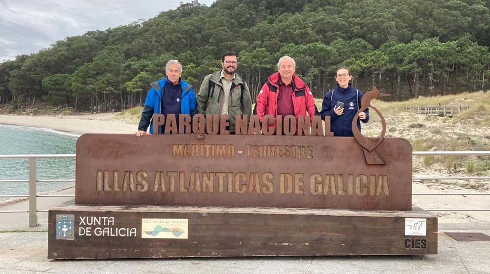 Galicia Parque de las Illas Atlánticas visita de Costa Rica y Uruguay web